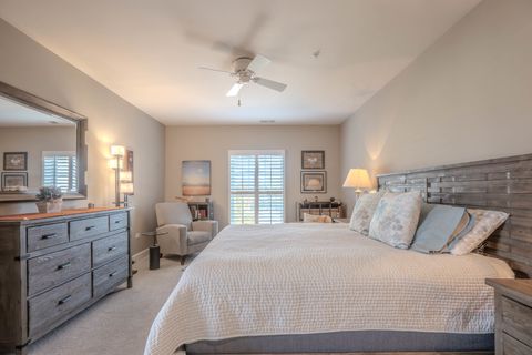 Tiny photo for 2692 Stone Circle #203, Geneva, IL 60134 (MLS # 12485117)