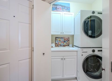 Tiny photo for 2692 Stone Circle #203, Geneva, IL 60134 (MLS # 12485117)