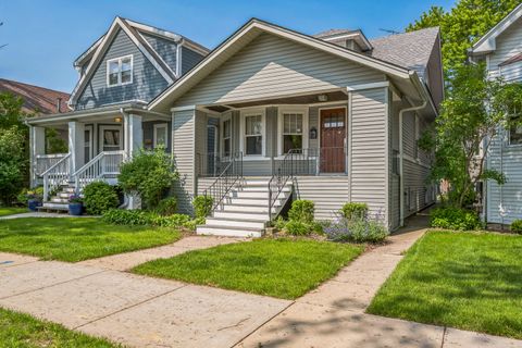 Tiny photo for 4248 N Sawyer Avenue, Chicago, IL 60618 (MLS # 12381502)