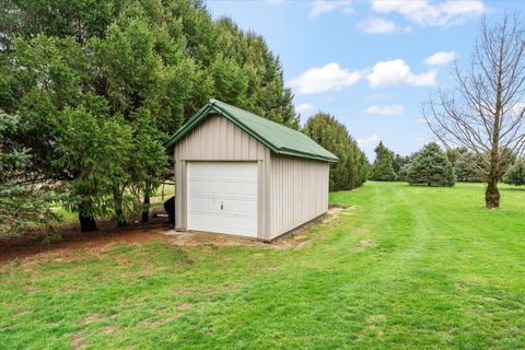 Tiny photo for 14540 E 3400 North Road, Rossville, IL 60963 (MLS # 12606327)
