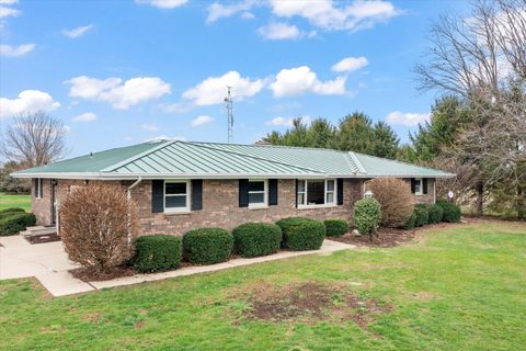 Tiny photo for 14540 E 3400 North Road, Rossville, IL 60963 (MLS # 12606327)