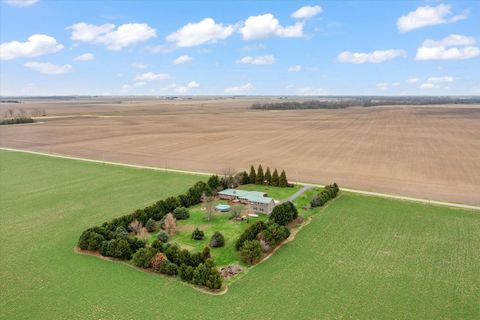 Tiny photo for 14540 E 3400 North Road, Rossville, IL 60963 (MLS # 12606327)