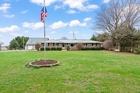 Tiny photo for 14540 E 3400 North Road, Rossville, IL 60963 (MLS # 12606327)