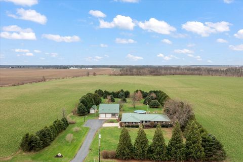 Tiny photo for 14540 E 3400 North Road, Rossville, IL 60963 (MLS # 12606327)