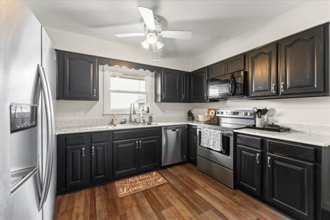 Tiny photo for 14540 E 3400 North Road, Rossville, IL 60963 (MLS # 12606327)