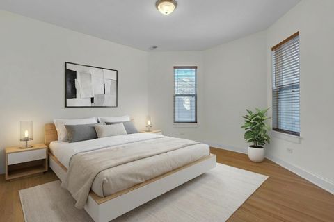 Tiny photo for 6811 N Lakewood Avenue #1W, Chicago, IL 60626 (MLS # 12557242)