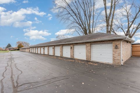 Tiny photo for 4920 W 134th Court #207, Crestwood, IL 60418 (MLS # 12524295)