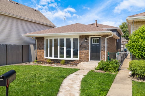 Tiny photo for 5024 S Lockwood Avenue, Chicago, IL 60638 (MLS # 12733799)