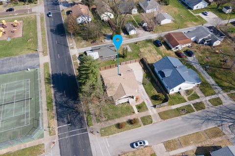 Tiny photo for 1940 Logan Street, Murphysboro, IL 62966 (MLS # 12603306)