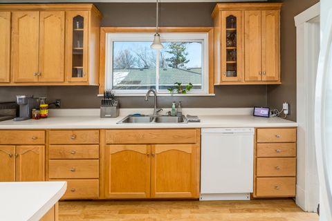 Tiny photo for 1940 Logan Street, Murphysboro, IL 62966 (MLS # 12603306)