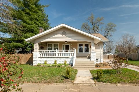 Photo of 1940 Logan Street, Murphysboro, IL 62966 (MLS # 12603306)