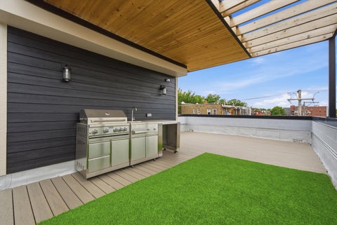 Tiny photo for 2334 N Oakley Avenue, Chicago, IL 60647 (MLS # 12738480)