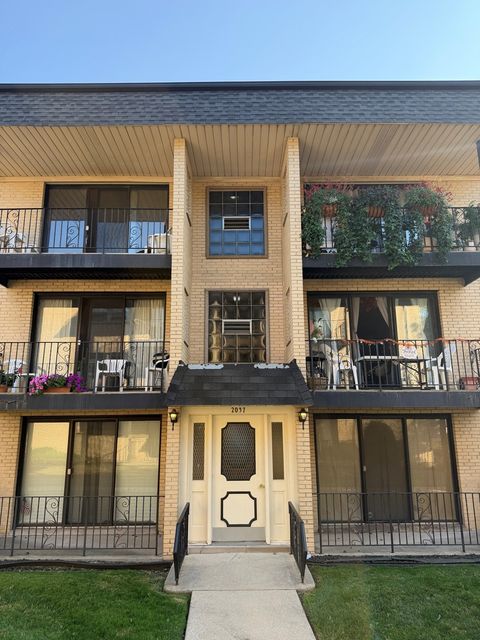 Tiny photo for 2037 N Harlem Avenue #3E, Chicago, IL 60707 (MLS # 12470729)