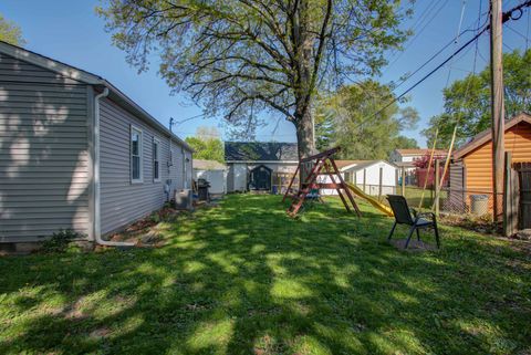 Tiny photo for 1404 Briarwood Drive, Champaign, IL 61821 (MLS # 12626914)