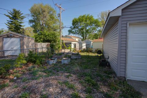 Tiny photo for 1404 Briarwood Drive, Champaign, IL 61821 (MLS # 12626914)