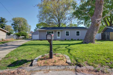 Photo of 1404 Briarwood Drive, Champaign, IL 61821 (MLS # 12626914)