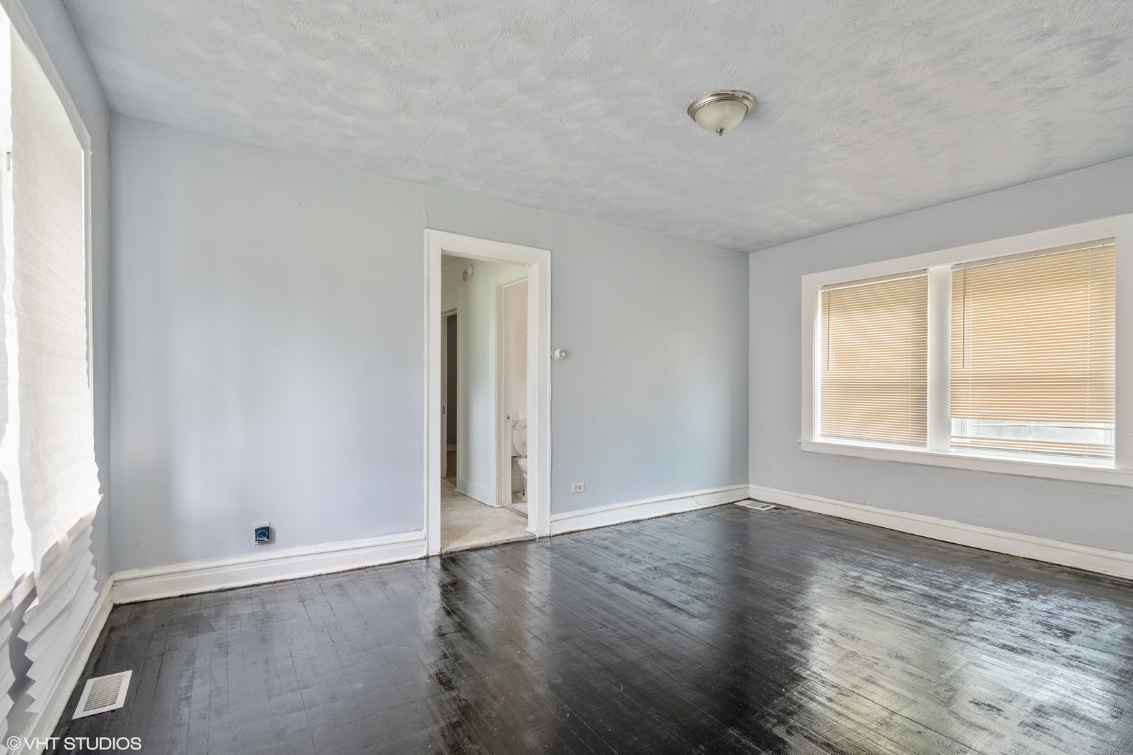 32 E 119th Street