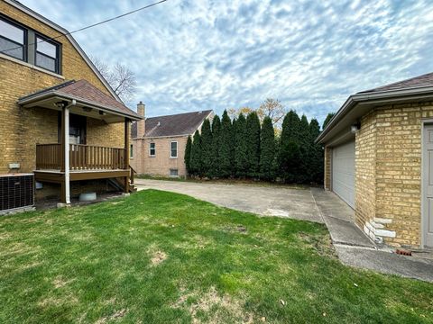 A home in North Riverside