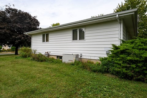 Tiny photo for 201 E Ririe Place, Flanagan, IL 61740 (MLS # 12687816)