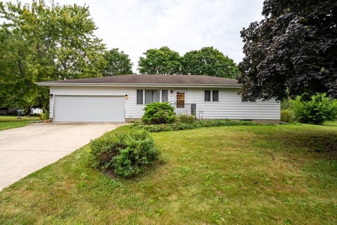 Tiny photo for 201 E Ririe Place, Flanagan, IL 61740 (MLS # 12687816)