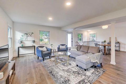 Tiny photo for 1220 Canfield Road, Park Ridge, IL 60068 (MLS # 12492404)