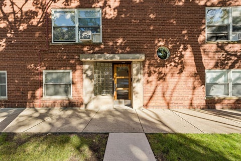 Tiny photo for 7145 N Washtenaw Avenue #2-N, Chicago, IL 60645 (MLS # 12770563)