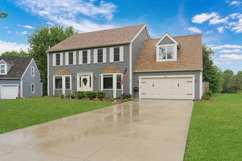 Tiny photo for 269 Concord Square, Gurnee, IL 60031 (MLS # 12675218)