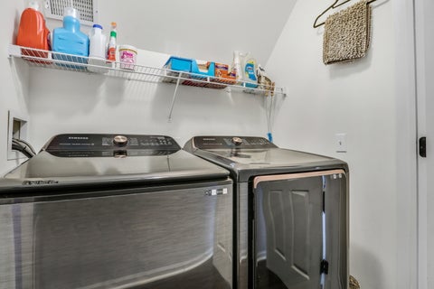 Tiny photo for 269 Concord Square, Gurnee, IL 60031 (MLS # 12675218)