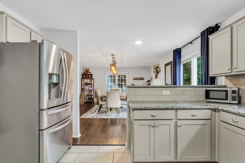 Tiny photo for 269 Concord Square, Gurnee, IL 60031 (MLS # 12675218)