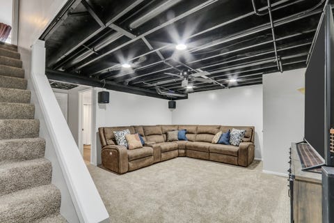 Tiny photo for 269 Concord Square, Gurnee, IL 60031 (MLS # 12675218)