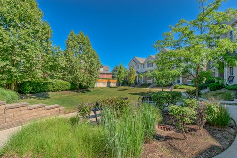 Tiny photo for 200 Concord Court, Morton Grove, IL 60053 (MLS # 12724597)