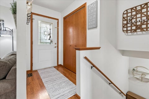 Tiny photo for 16 Woody Way, Oakwood Hills, IL 60013 (MLS # 12758079)