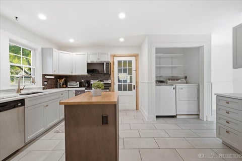 Tiny photo for 530 E Wilson Street, Batavia, IL 60510 (MLS # 12772176)