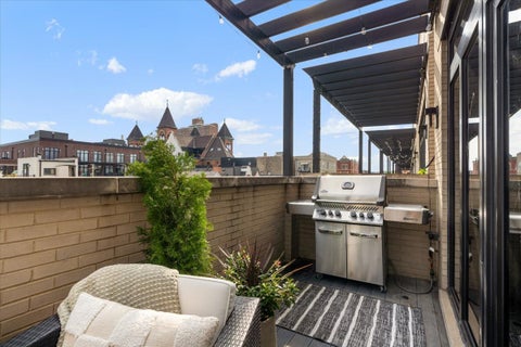 Tiny photo for 1346 W WALTON Street #3W, Chicago, IL 60642 (MLS # 12748917)