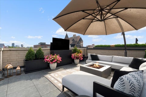 Tiny photo for 1346 W WALTON Street #3W, Chicago, IL 60642 (MLS # 12748917)