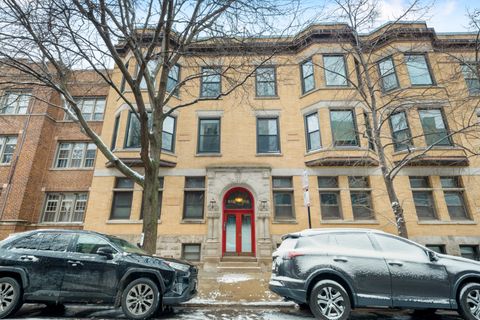 Tiny photo for 618 W Barry Avenue #2, Chicago, IL 60657 (MLS # 12596448)