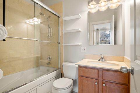 Tiny photo for 618 W Barry Avenue #2, Chicago, IL 60657 (MLS # 12596448)