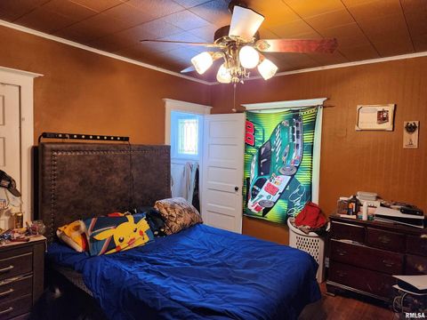 Tiny photo for 803 5th Ave S Avenue S, Clinton, IA 52732 (MLS # QC4269928)