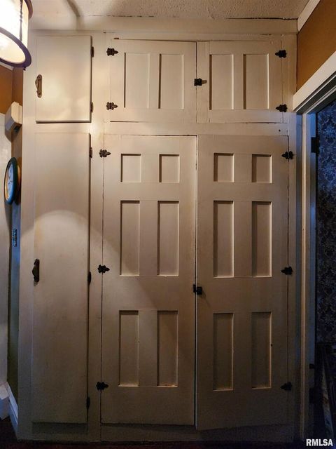 Tiny photo for 803 5th Ave S Avenue S, Clinton, IA 52732 (MLS # QC4269928)