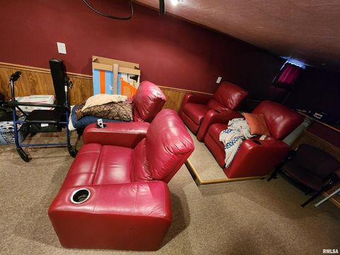 Tiny photo for 803 5th Ave S Avenue S, Clinton, IA 52732 (MLS # QC4269928)