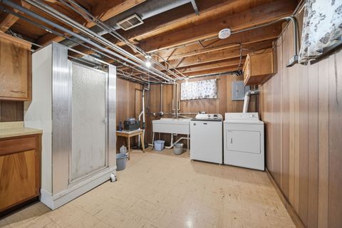 Tiny photo for 13119 Linder Avenue, Crestwood, IL 60418 (MLS # 12654168)