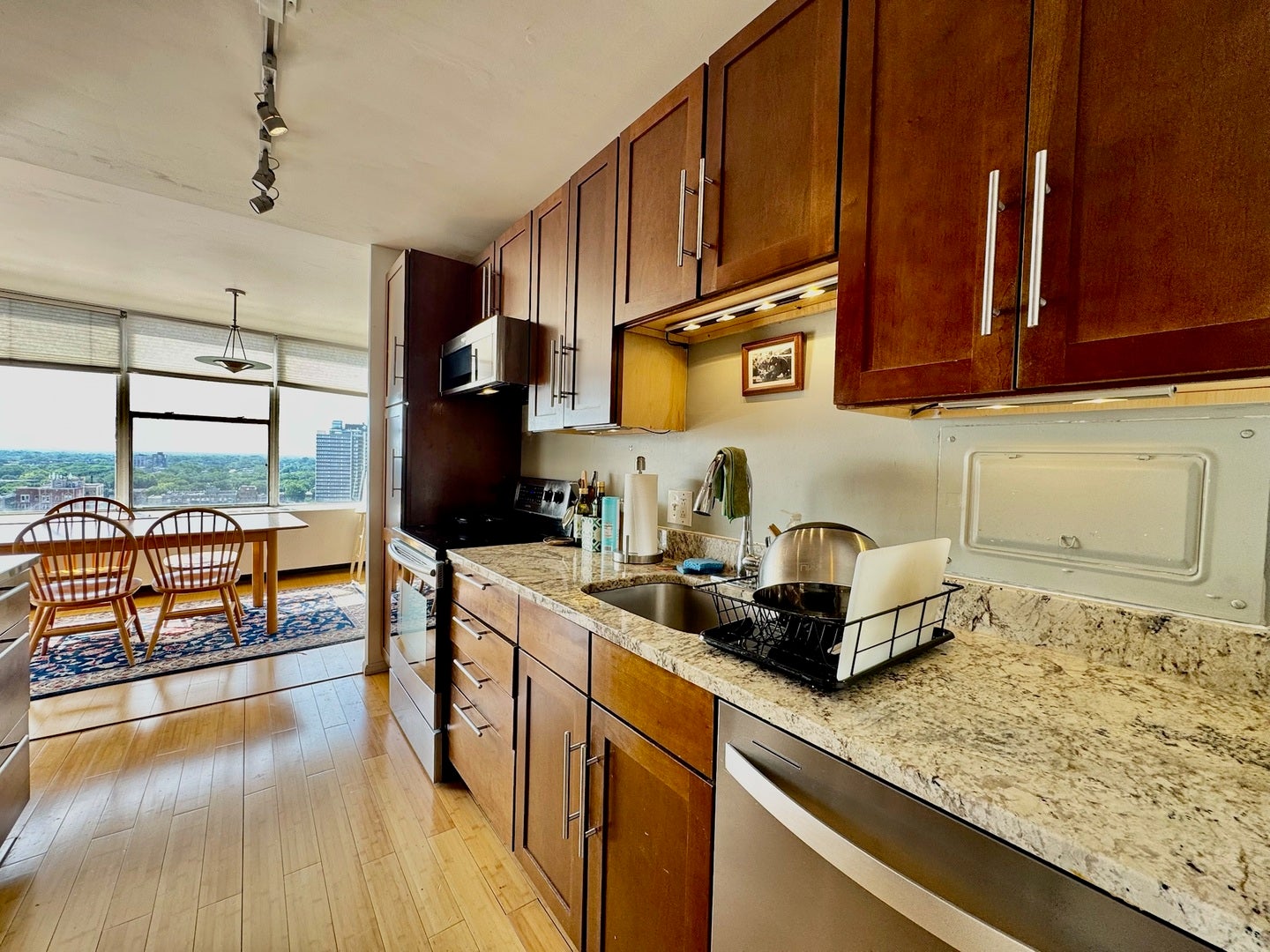5757 N Sheridan Road 16H