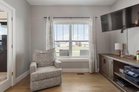 Tiny photo for 103 Wildflower Point, Heyworth, IL 61745 (MLS # 12508596)