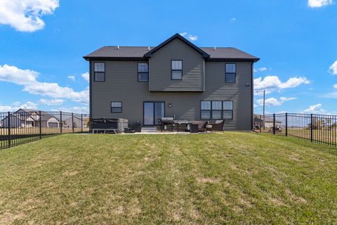 Tiny photo for 103 Wildflower Point, Heyworth, IL 61745 (MLS # 12508596)