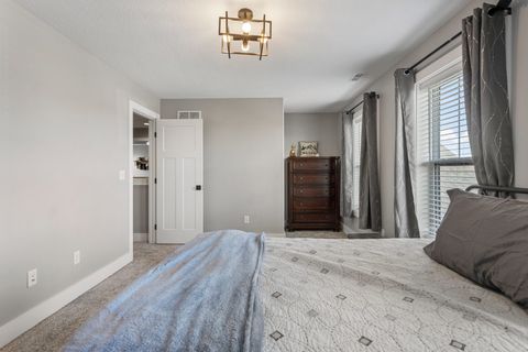 Tiny photo for 103 Wildflower Point, Heyworth, IL 61745 (MLS # 12508596)