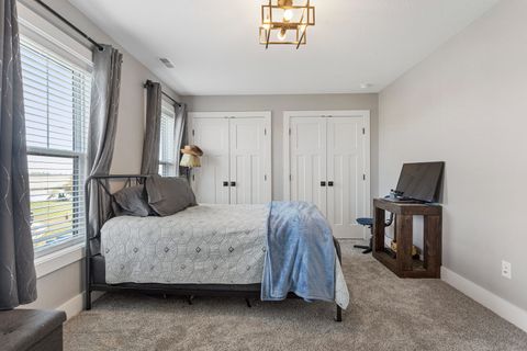 Tiny photo for 103 Wildflower Point, Heyworth, IL 61745 (MLS # 12508596)