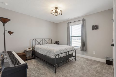 Tiny photo for 103 Wildflower Point, Heyworth, IL 61745 (MLS # 12508596)