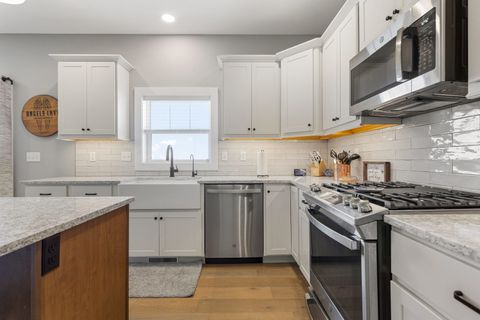 Tiny photo for 103 Wildflower Point, Heyworth, IL 61745 (MLS # 12508596)