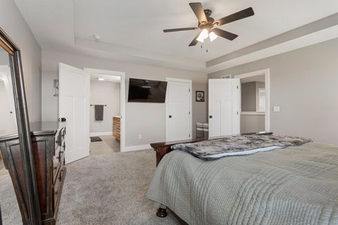 Tiny photo for 103 Wildflower Point, Heyworth, IL 61745 (MLS # 12508596)