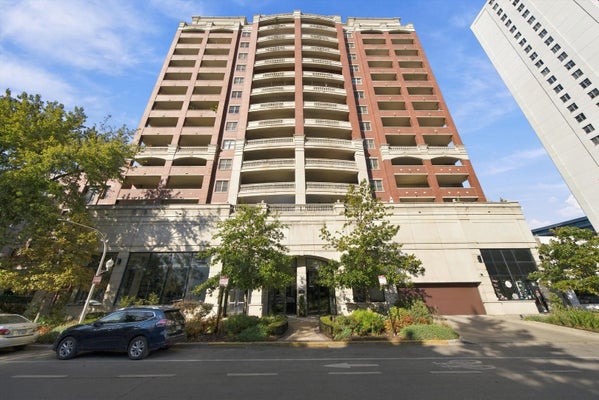 828 W GRACE ST APT 1206, CHICAGO, IL 60613 - Image 73f78f39c171ebf2eedc7c852bbf1398/2176519590